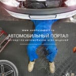 Проверьте давление в шинах с помощью шинного манометра