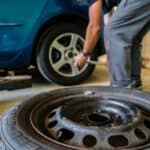 Сколько атмосфер содержится в автомобильной шине